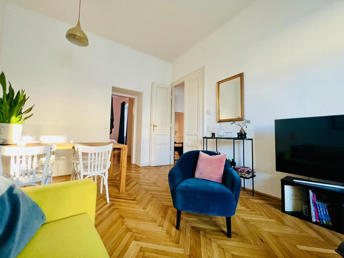 Altbauschatz Am Alsergrund, Naehe Innere Stadt Вена Экстерьер фото